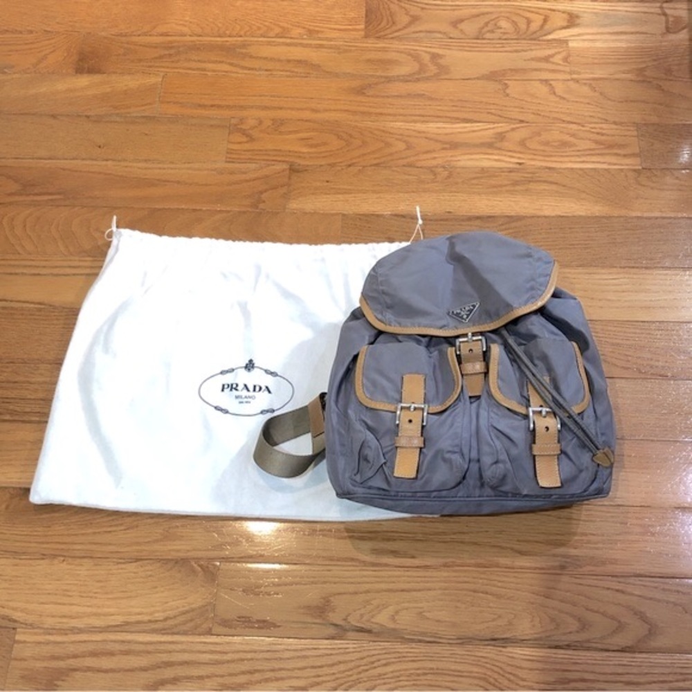 Authentic Vintage Prada backpack - Picture 4 of 12